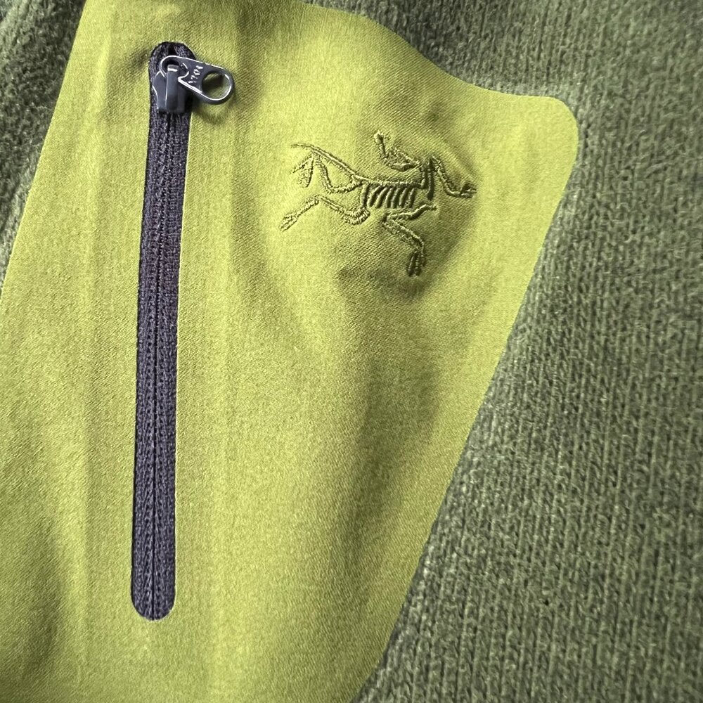 NWOT Arc'teryx Vintage 'Covert' full zip jacket size M in Green Bean - men's - Picture 9 of 9